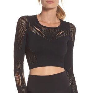 Alo Yoga Women’s Siren Long Sleeve Black
Stretch Crop Top